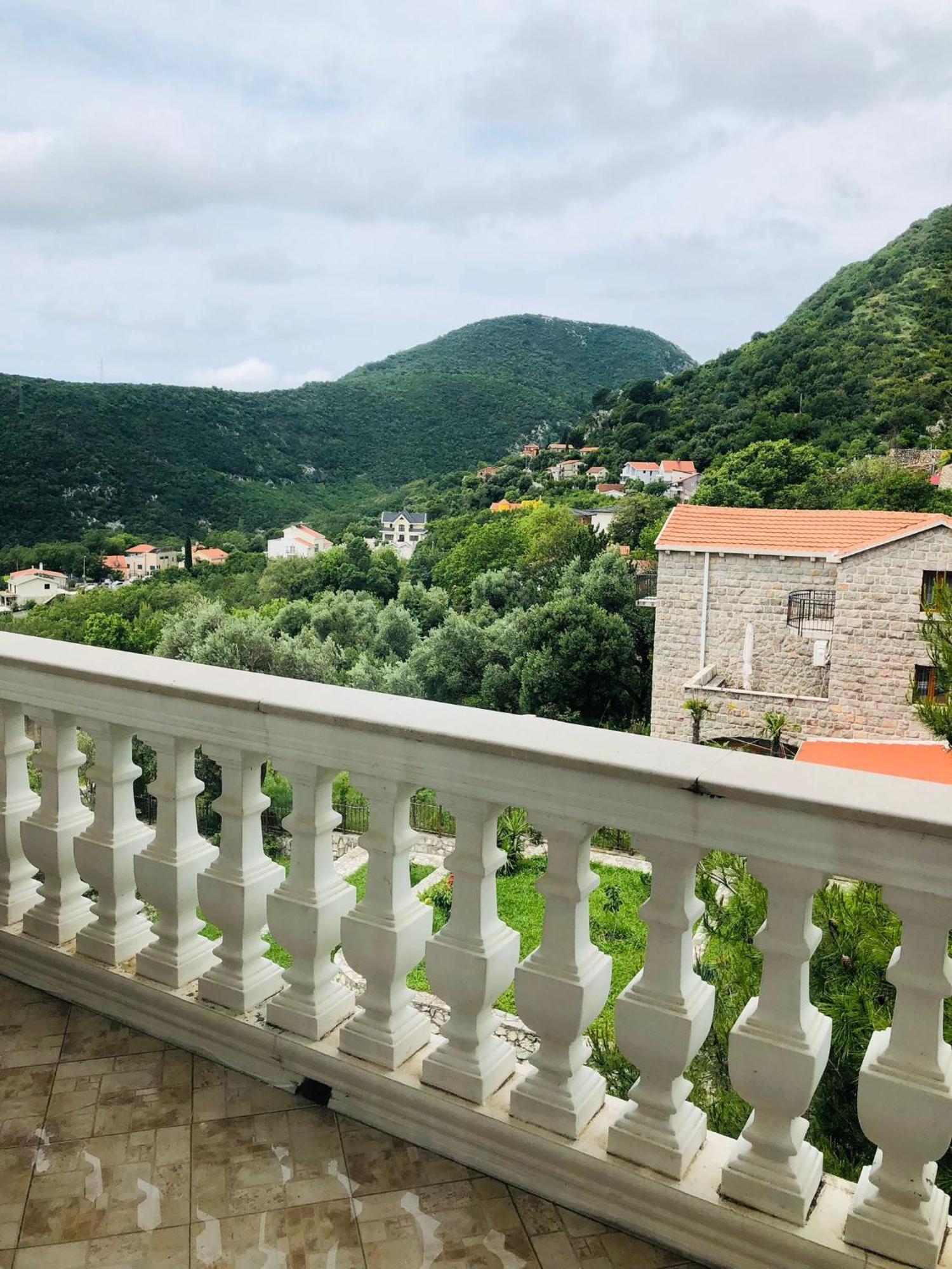 Vila Oaza Markovici Budva Kültér fotó