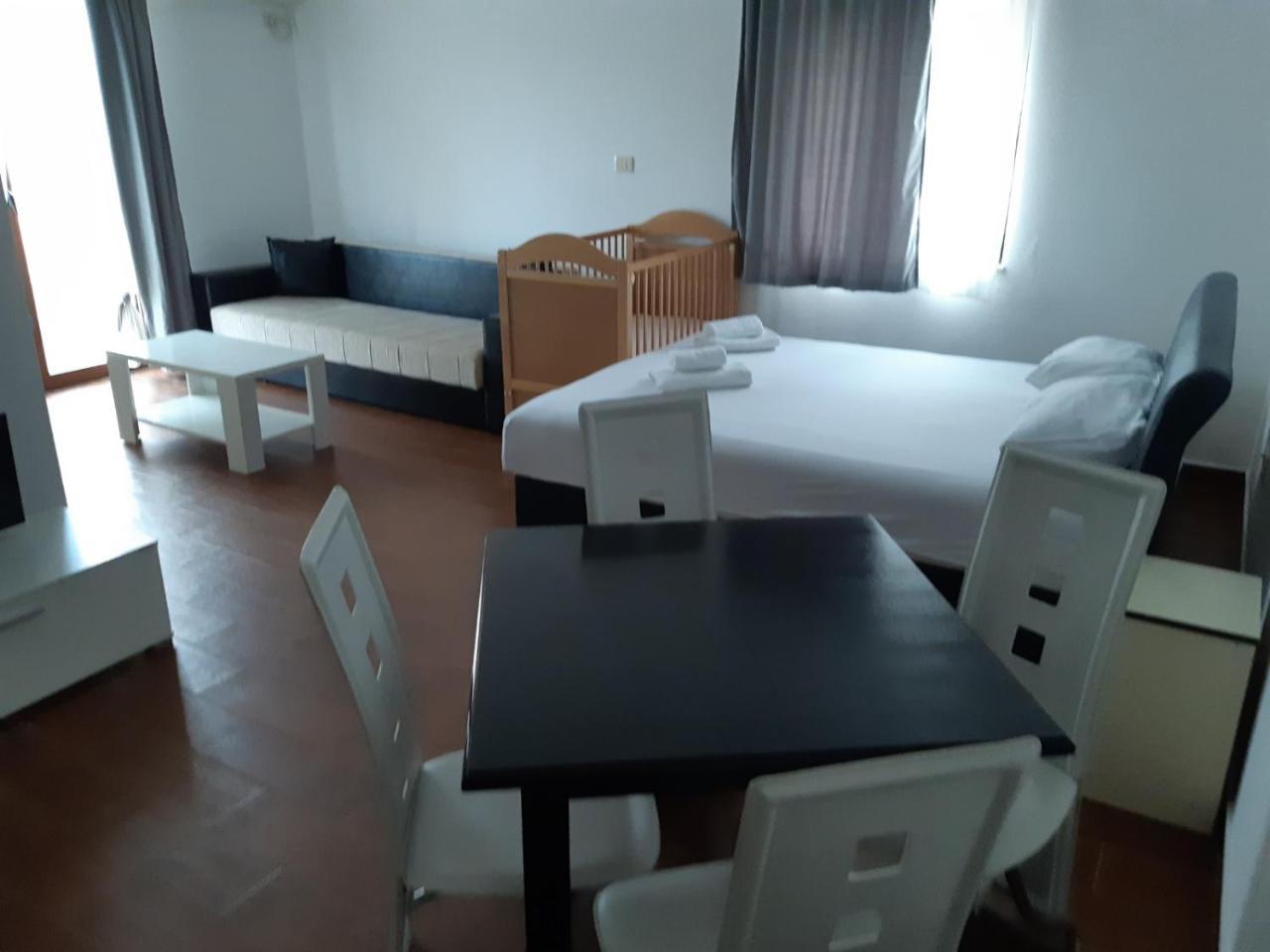 Vila Oaza Markovici Budva Kültér fotó